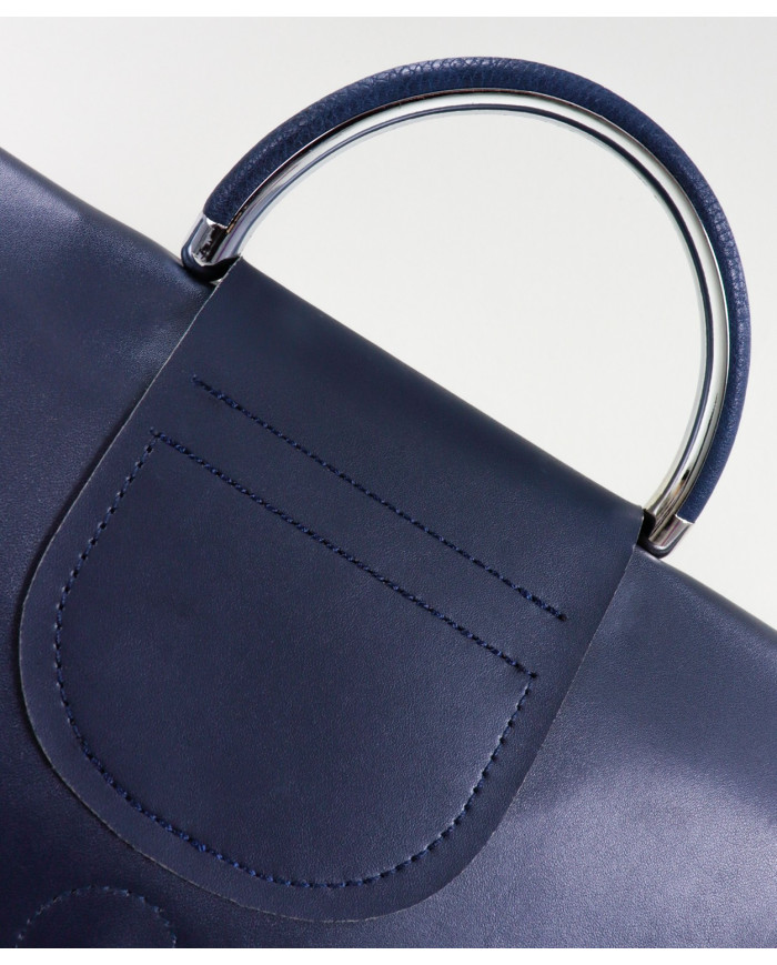 Mochila Azul de Senhora com Alça Metalizada