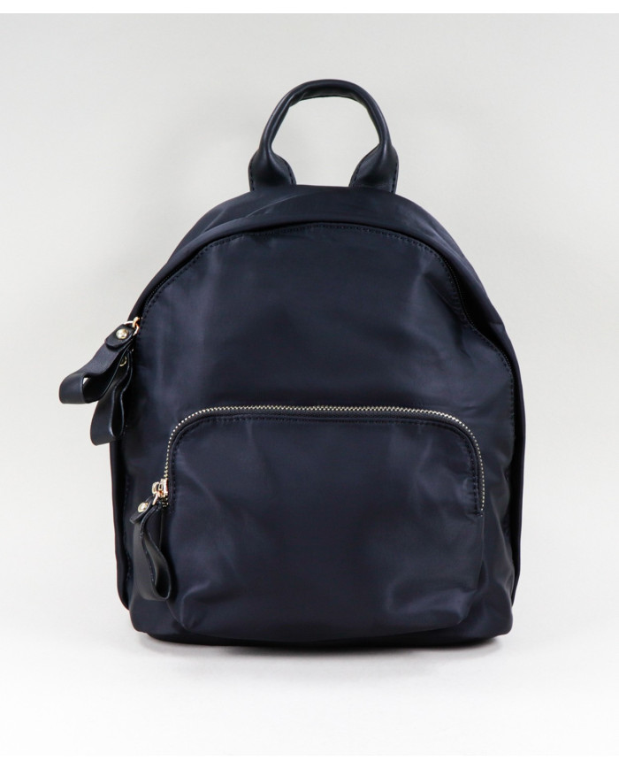 Mochila Preta de Senhora em Nylon