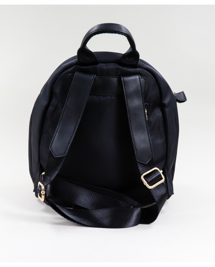 Mochila negra de mujeres en Nylon
