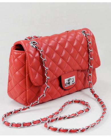 Bolsa de la señora roja con cadenas