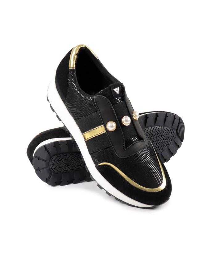 Black Ginova shoes with Pearls