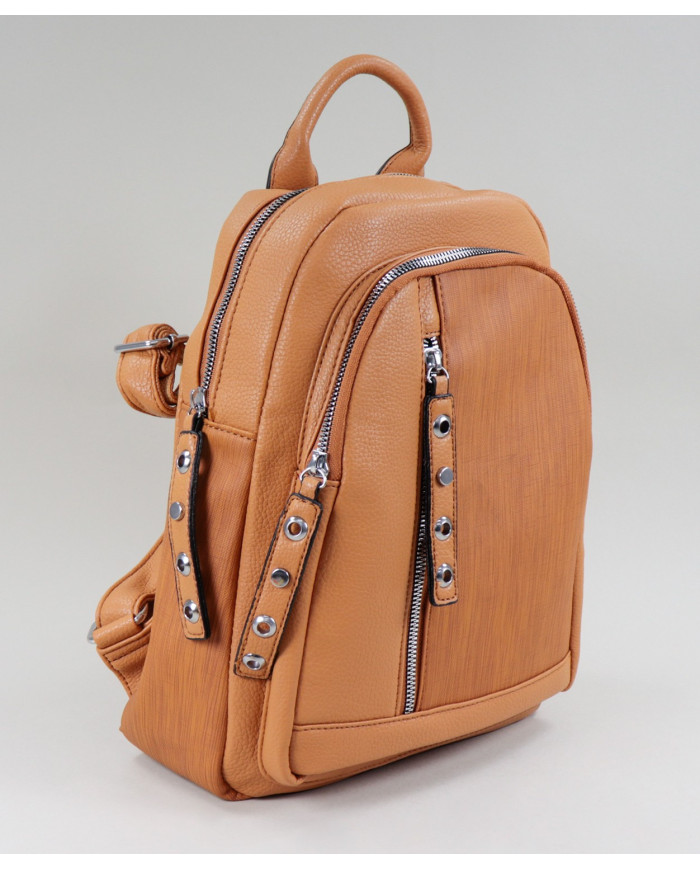 Ladies Camel backpack with Tachas