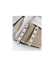 Mochila de arce con bolsillo frontal y Tachas