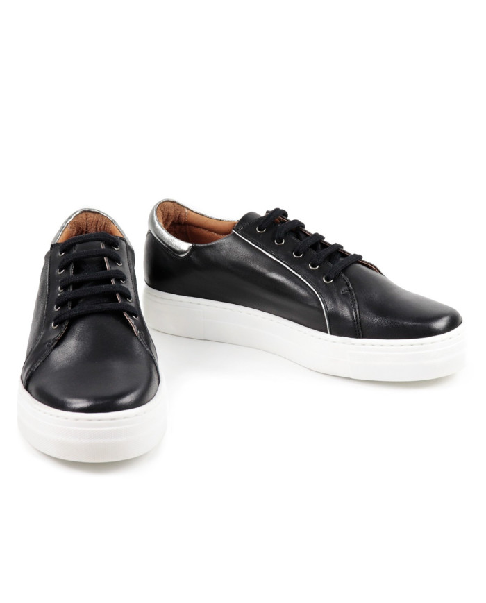 Black Lady Ginova shoes with Silver Details