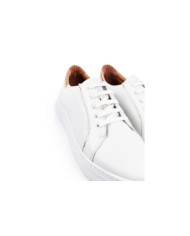 Zapatos Lady Ginova con detalles metálicos