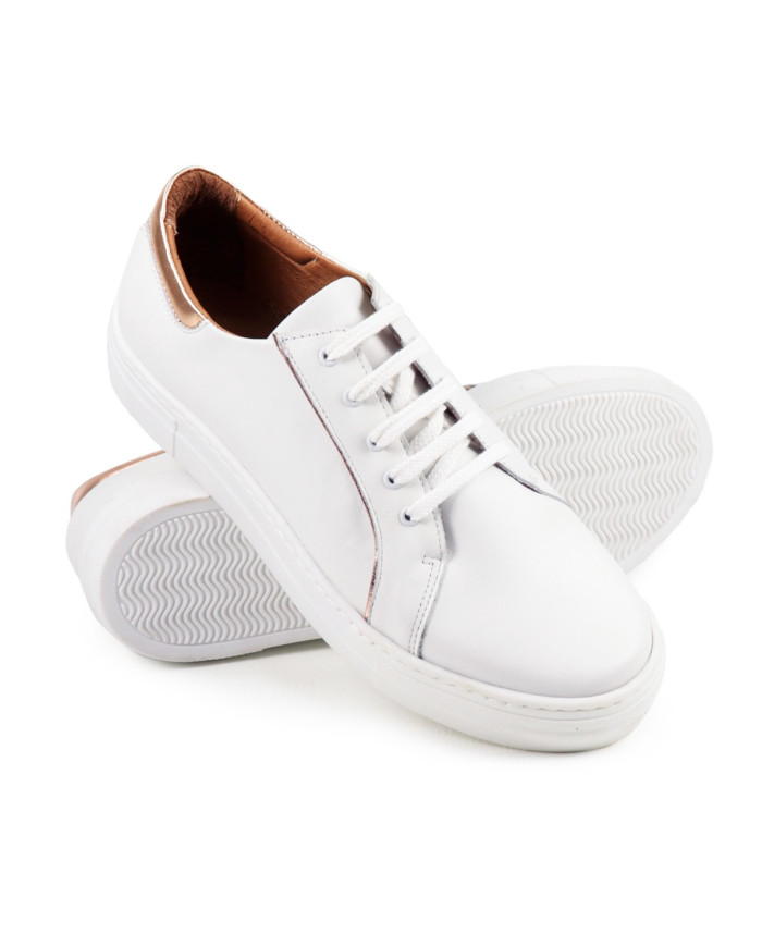 Zapatos Lady Ginova con detalles metálicos