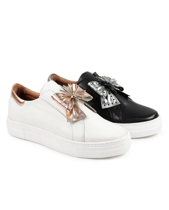 Lady Ginova shoes with Metallized Lace