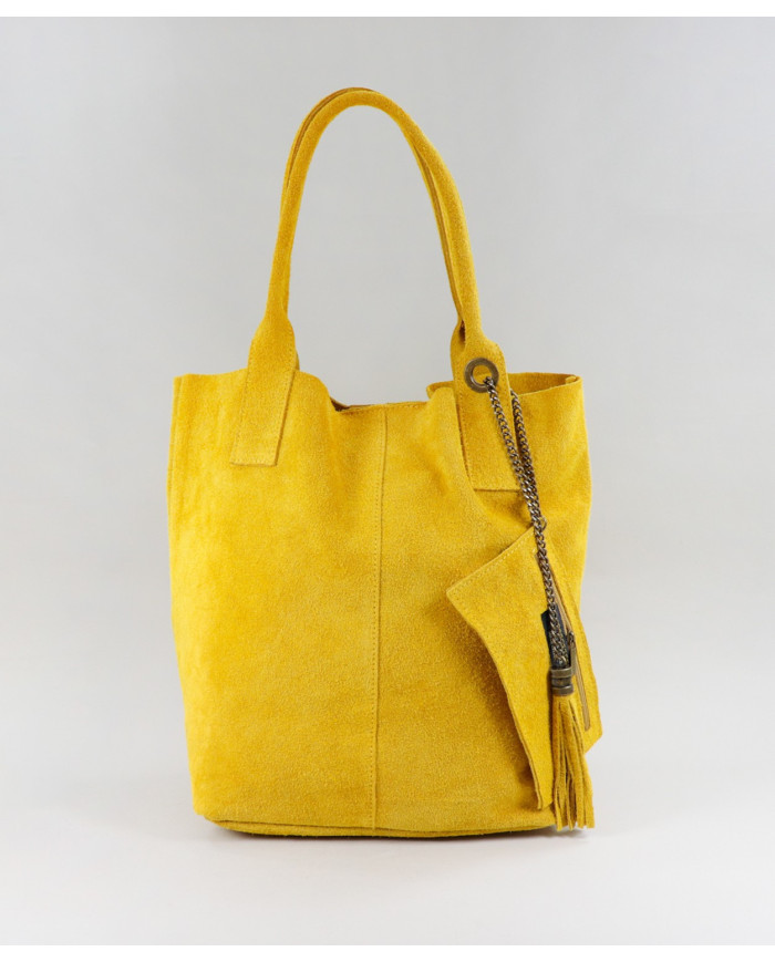 Bolso de la señora amarilla en la piel