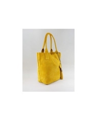 Bolso de la señora amarilla en la piel