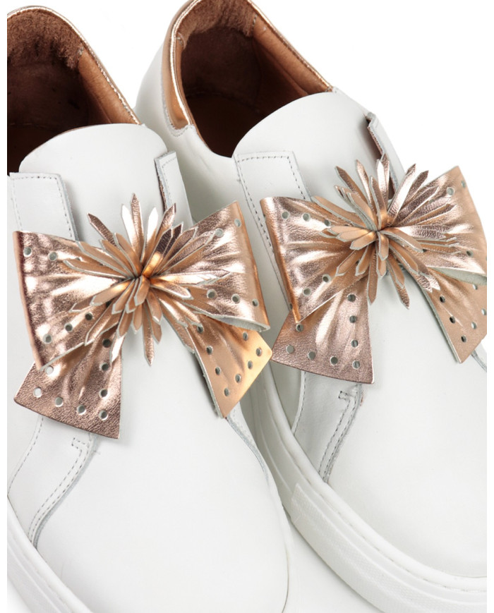 Zapatos Lady Ginova con cordón metálico