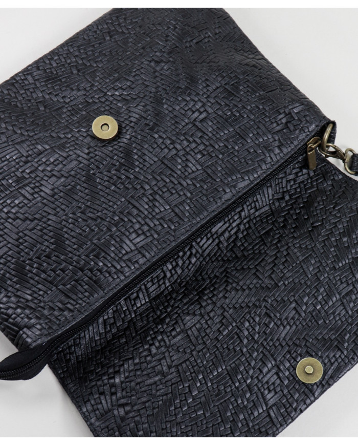 Clutch Feminina Preta em Pele