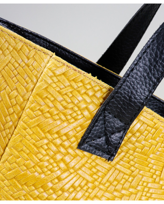 Lady Mustard in Skin with Texture