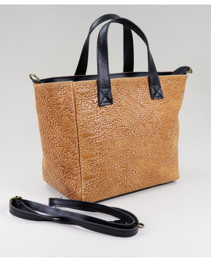 Lady Camel in Skin with Texture