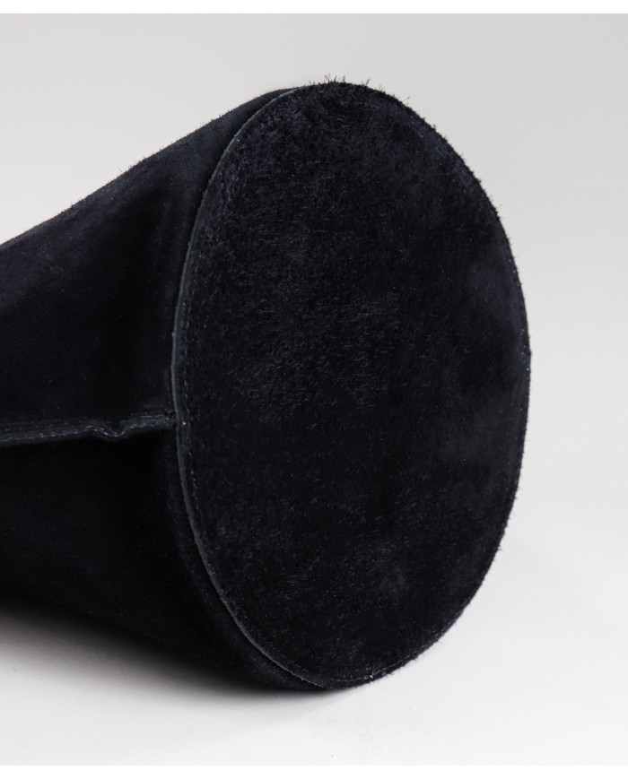 Bolso redondo negro en piel