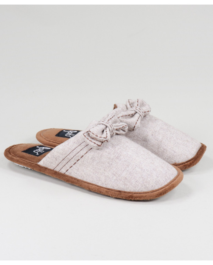 Ladies Room Slippers with Lace