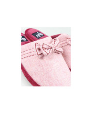 Zapatillas de la habitación de las damas con encaje