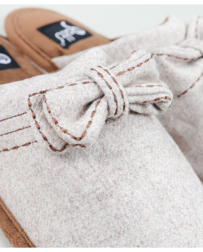 Ladies Room Slippers with Lace