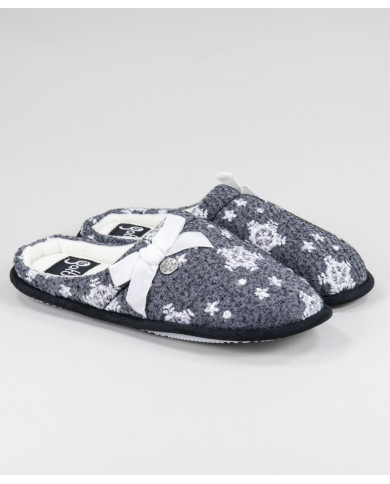 Ladies Room Slippers with Stars