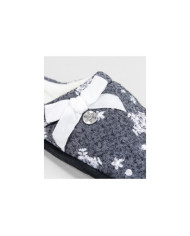 Zapatillas de la habitación de damas con estrellas