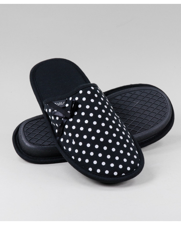 Women's Room Slippers with Cookies