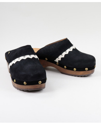 Soca com Renda de Senhora Ginova