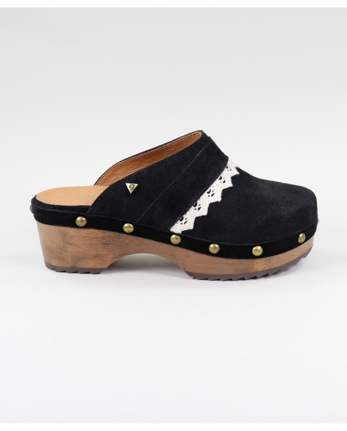 Soca com Renda de Senhora Ginova