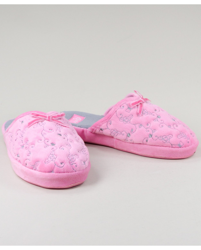 Ladies Room Slippers with Flowers Embroidery