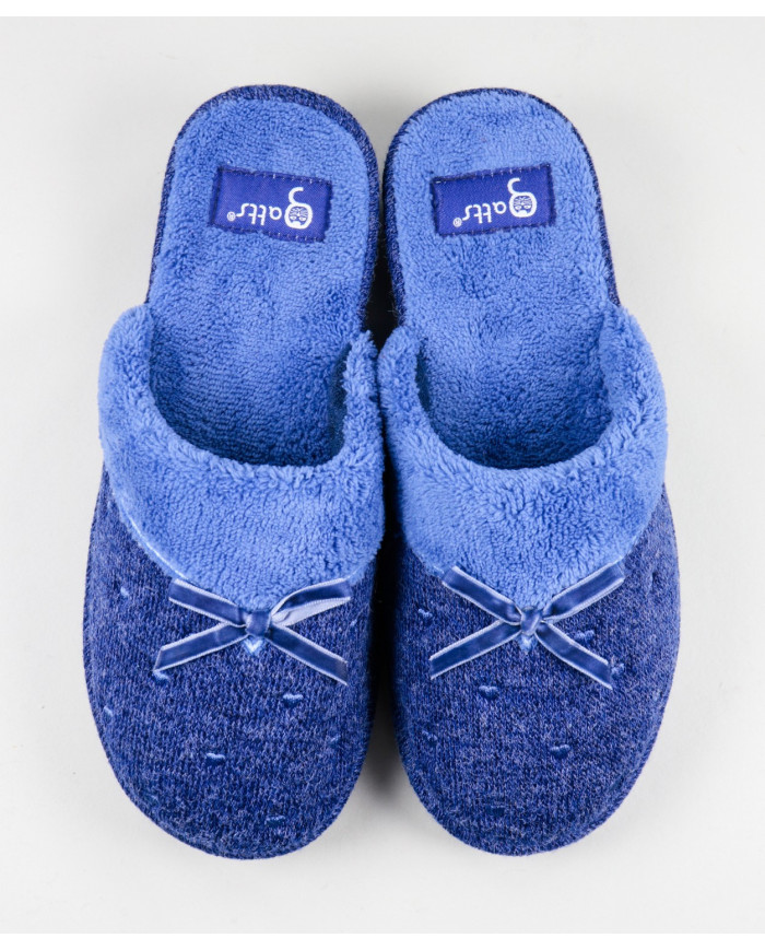 Ladies Room Slippers with Hearts