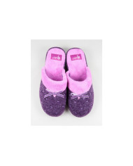 Ladies Room Slippers with Hearts