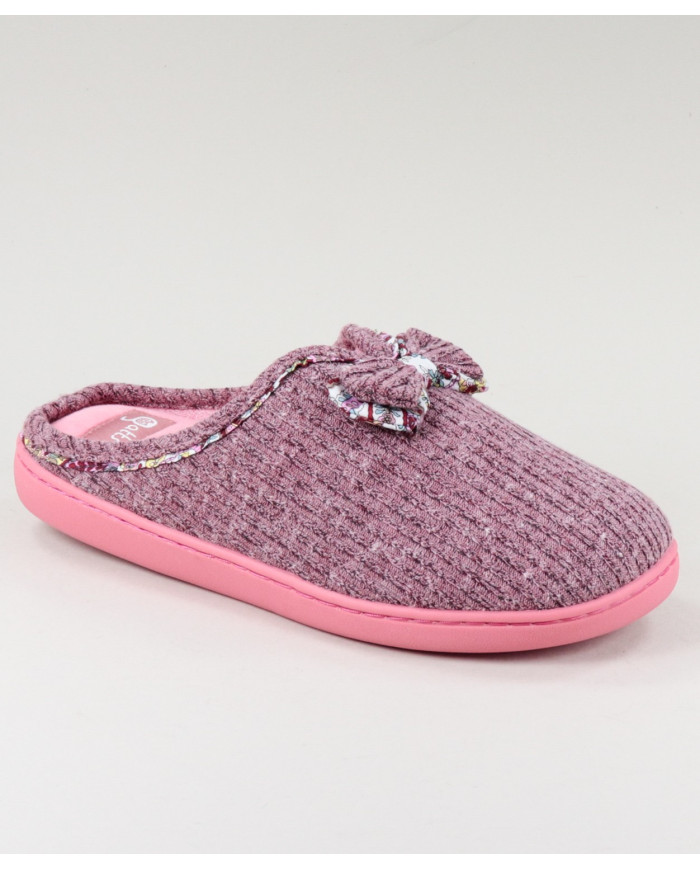 Ladies Room Slippers with Lace