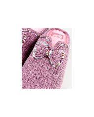 Zapatillas de la habitación de las damas con encaje