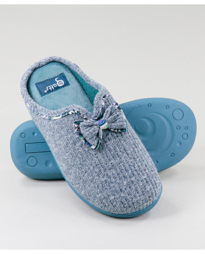 Zapatillas de la habitación de las damas con encaje