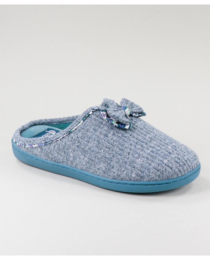 Zapatillas de la habitación de las damas con encaje