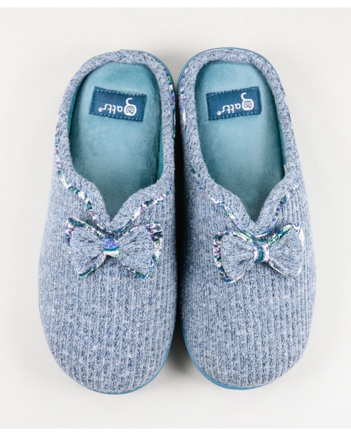 Ladies Room Slippers with Lace