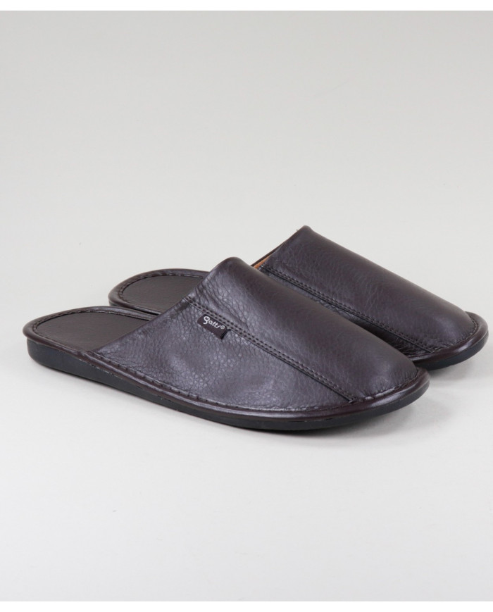 Brown Men's Room Slippers