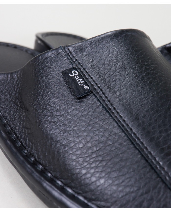 Zapatillas de habitación de hombres negros