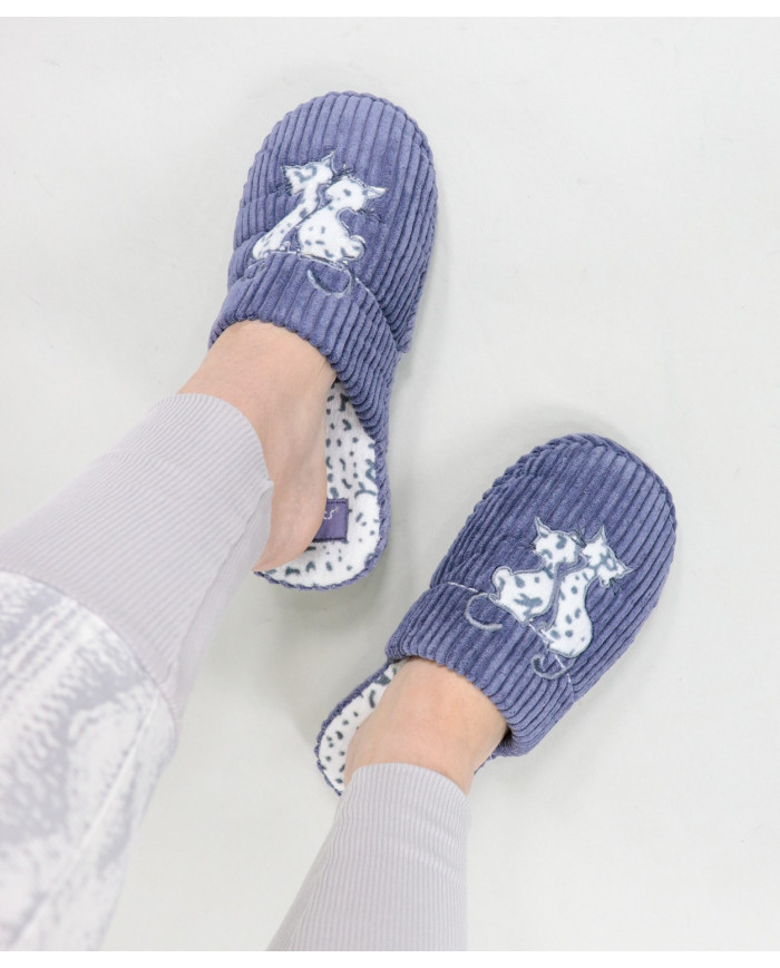 Ladies Room Slippers with Cats