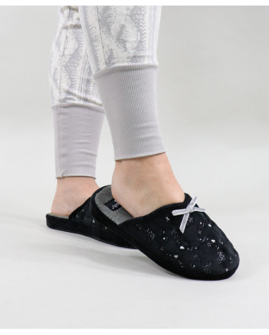 Ladies Room Slippers with Flowers Embroidery