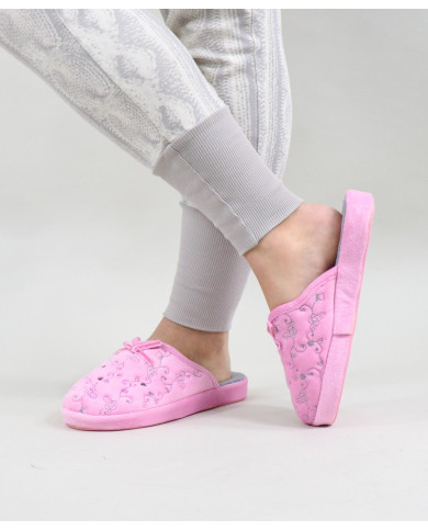 Zapatillas de la habitación de damas con bordado de flores
