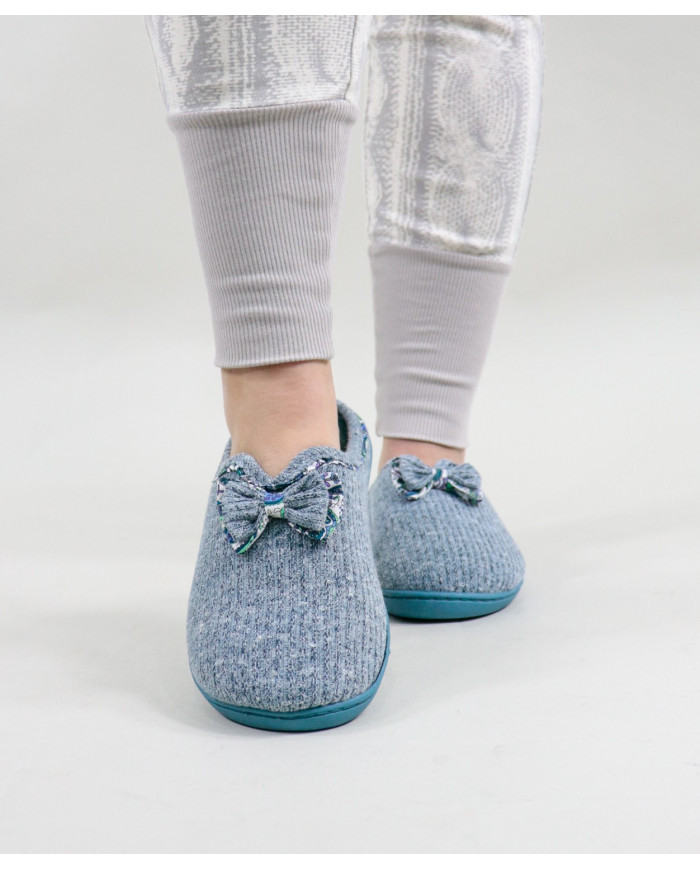 Ladies Room Slippers with Lace