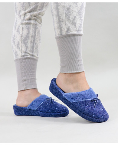 Ladies Room Slippers with Hearts