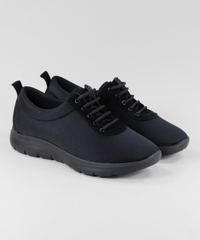 Women's Ginova Lace-up Sneakers