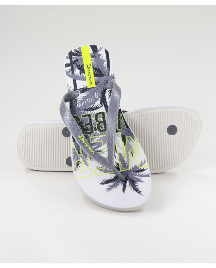 Ipanema Men's Slippers with Tropical Pattern