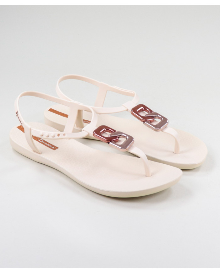 Sandalias Ipanema Beige con aplicación
