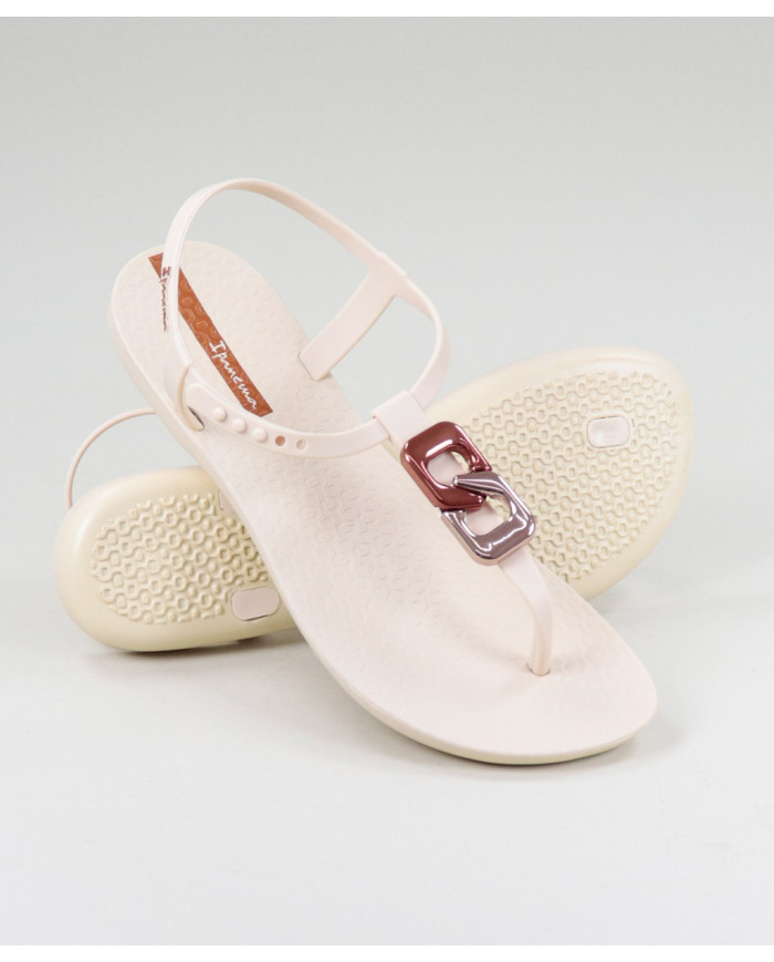 Sandalias Ipanema Beige con aplicación