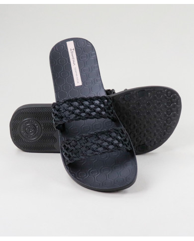 Black Ipanema Slippers with Lace Texture
