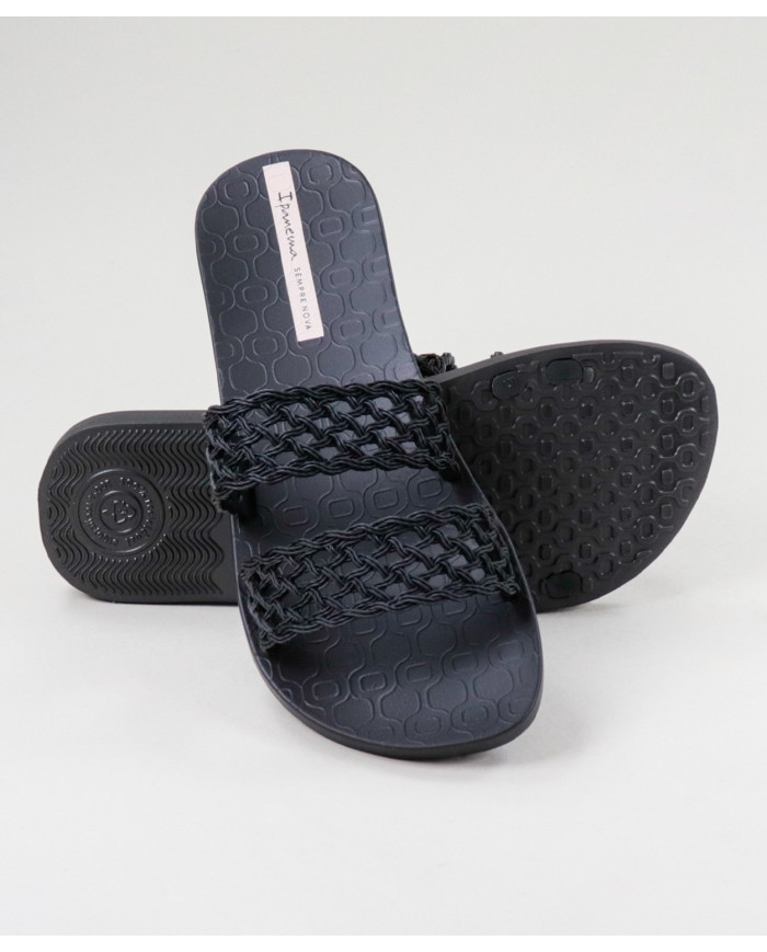 Black Ipanema Slippers with Lace Texture