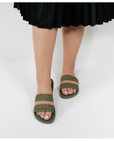 Green Ipanema Slippers with Lace Texture