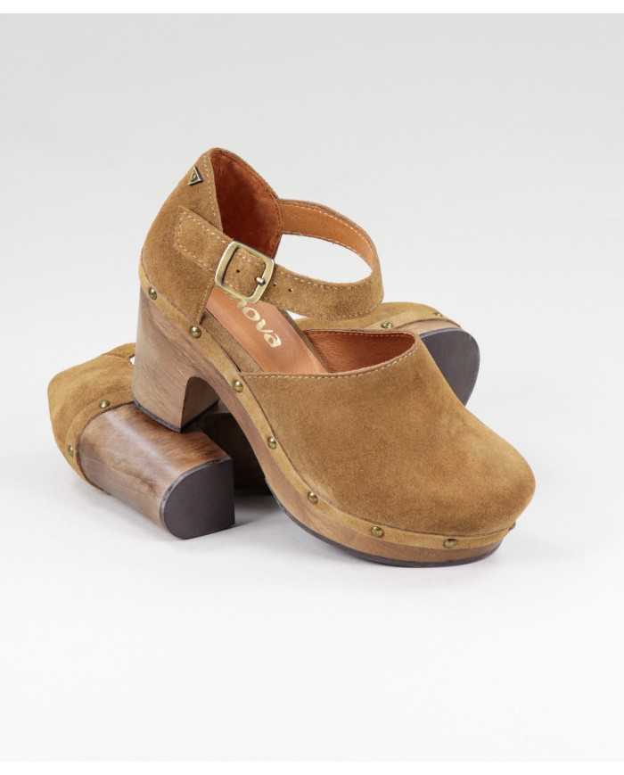 Camel de Senhora Ginova Sandals Closed with Wood Sola
