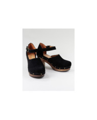 Sandalias de Madame Ginova Cerrada con Madera Sola